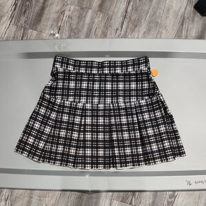 Elegant Black and White Plaid Mini Skirt